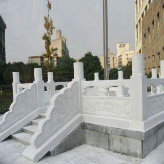 國(guó)旗臺(tái)的尺寸規(guī)格有什么標(biāo)準(zhǔn)或規(guī)范嗎？