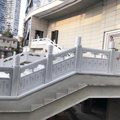 別墅小區(qū)戶(hù)外大理的護(hù)欄雕塑