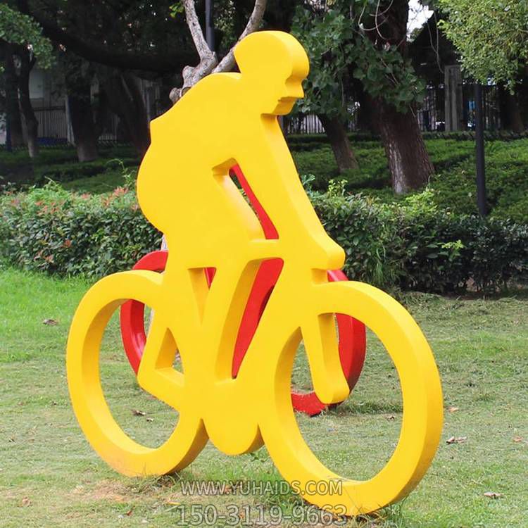 公園戶外草坪騎車運(yùn)動人物小品景觀雕塑