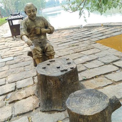 玻璃鋼樹墩，棋盤，老頭，公園情景雕塑