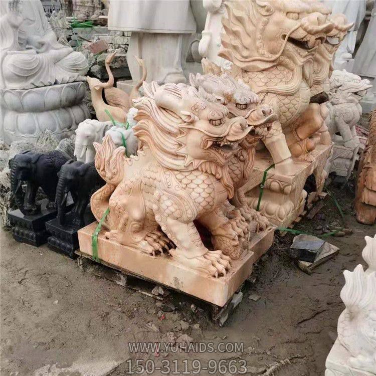 庭院村口仿古做舊動物 石雕獅子一對 鎮(zhèn)宅招財?shù)袼?>
                                <h2>庭院村口仿古做舊動物 石雕獅子一對 鎮(zhèn)宅招財?shù)袼?參數(shù)說明</h2>
                                                                        <table>
                                      <tr>
                                        <th>產(chǎn)品標題</th>
                                        <td>庭院村口仿古做舊動物 石雕獅子一對 鎮(zhèn)宅招財?shù)袼?/td>
                                      </tr>
                                      <tr>
                                        <th>發(fā)布時間</th>
                                        <td>2023-06-07 10:31</td>
                                      </tr>
                                      <tr>
                                        <th>價格</th>
                                        <td><span>電話咨詢</td>
                                      </tr>
                                                                              <tr>
                                          <th>雕刻內(nèi)容</th>
                                          <td>動物、獅子、動物</td>
                                        </tr>
                                                                              <tr>
                                          <th>制作材質(zhì)</th>
                                          <td>石雕</td>
                                        </tr>
                                                                              <tr>
                                          <th>其他</th>
                                          <td>仿古</td>
                                        </tr>
                                                                          </table>
                                <h2>庭院村口仿古做舊動物 石雕獅子一對 鎮(zhèn)宅招財?shù)袼?詳細說明</h2>
                                <p>玉海雕塑是一家綜合性的雕塑公司，擁有多款庭院村口仿古做舊動物雕塑模型，可加工定制多種庭院村口仿古做舊動物雕塑，支持材質(zhì)、樣式、風格、尺寸大小等方面的調(diào)整修改定制。我們所加工制作的庭院村口仿古做舊動物雕塑質(zhì)優(yōu)價廉，遍布全國多個省市地區(qū)，想要了解更多案例圖片，請電話或微信咨詢。材質(zhì)、大小、樣式等都可以按需定制，還可根據(jù)您提供給的庭院村口仿古做舊動物雕塑樣圖進行制作！如有相關(guān)需求，歡迎致電（微信同號）：<span>150-3119-9663</span></p>
                                                                <div   class=