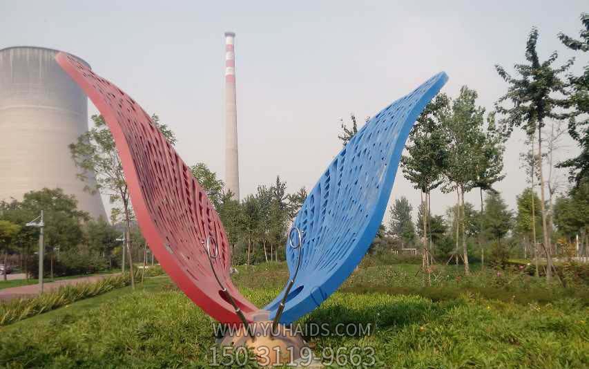公園里擺放的飛翔的不銹鋼創(chuàng)意瓢蟲雕塑 公園里擺放的飛翔的不銹鋼創(chuàng)意瓢蟲雕塑