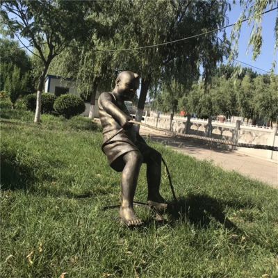 拔河的孩子，玻璃鋼仿銅人物雕塑