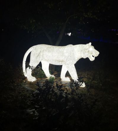 戶(hù)外園林不銹鋼發(fā)光照明景觀動(dòng)物獅子雕塑