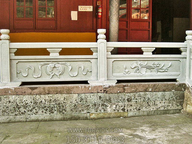 寺廟臺(tái)階花崗巖雕刻蓮花防護(hù)欄雕塑