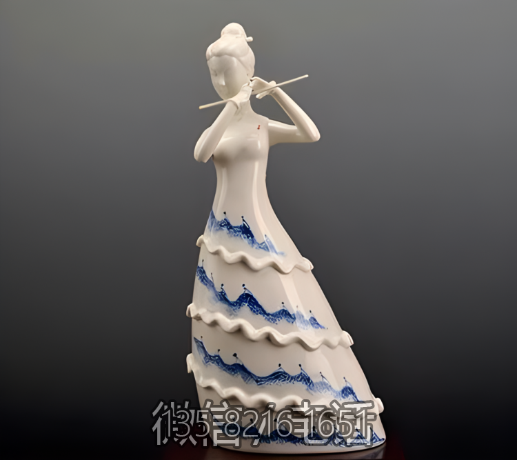 玻璃鋼創(chuàng)意裝飾美陳擺件吹笛子的抽象人物雕塑