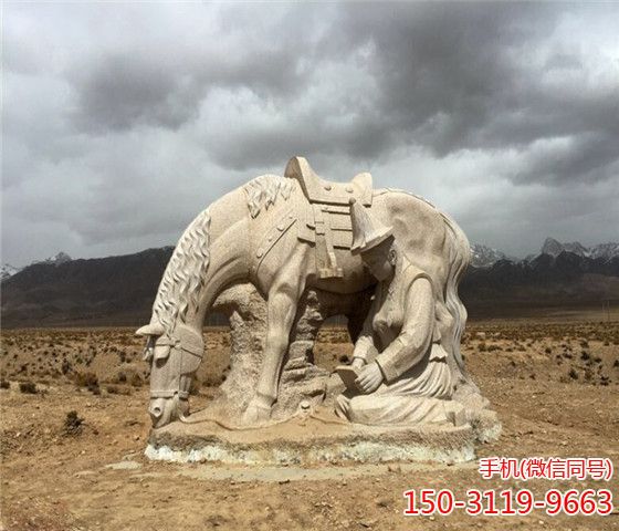 固始汗廣場(chǎng)的戰(zhàn)馬雕塑 固始汗廣場(chǎng)的戰(zhàn)馬雕塑