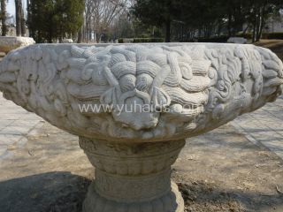 花盆底部的小孔有什么作用？